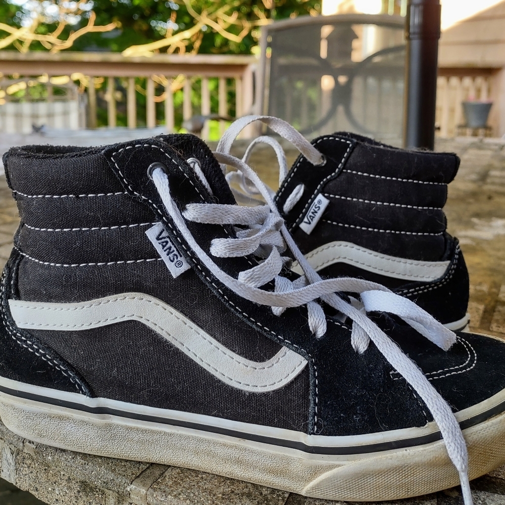 Boys hightop Vans
